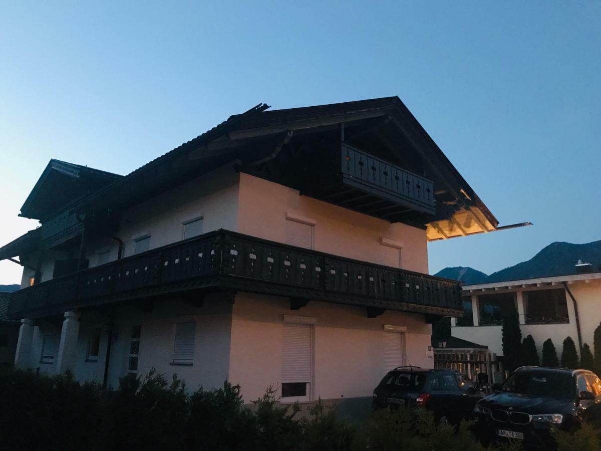Ferienhaus Butterfly 加爾米施-帕滕基興 外观 照片
